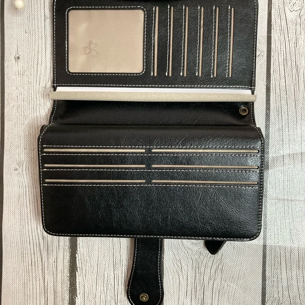 NWOT Sendefn Wallet/Wristlet